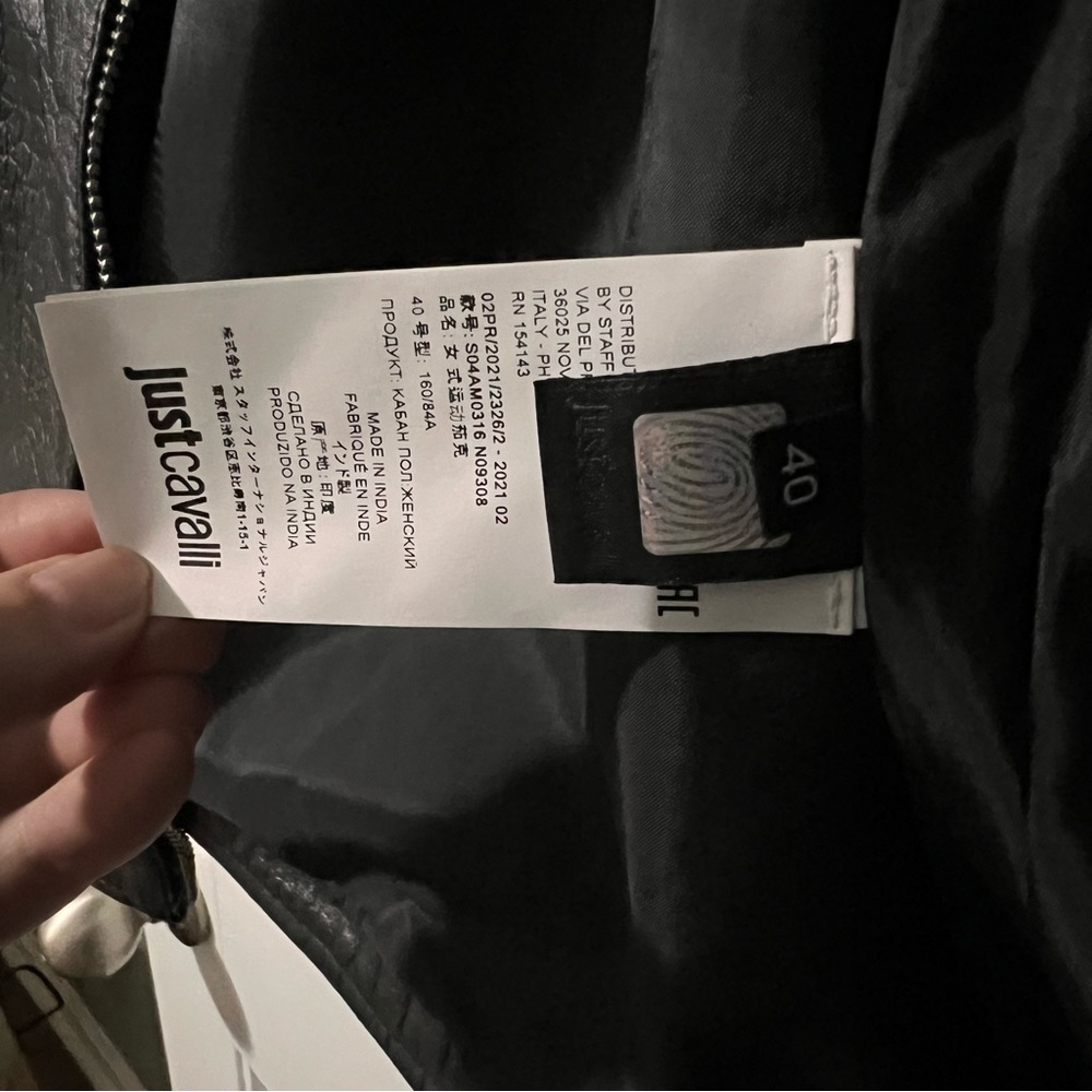 NWT - JUST CAVALLI CROC-EFFECT LEATHER BIKER JACKET IN BLACK - Size 40 IT - XS/S - Picture 8 of 9